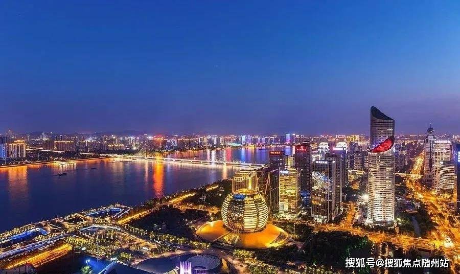 2025新香港与澳门天天精准免费大全;全面释义、解释与落实